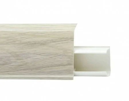 Пластиковый плинтус Royce №526 Дуб Орегон (55х23х2200мм) в Ижевске