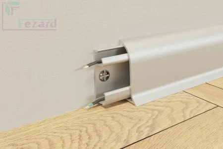 Алюминиевый плинтус Fezard Серебро 43х22х2,5м в Ижевске